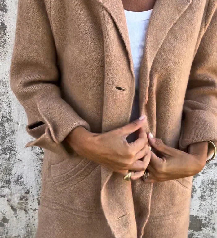 Bohdana - Casual kabát s klopami a zapínaním na gombíky s jedným prsným vreckom