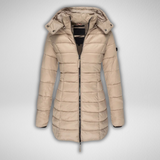 Elena | Izolovaná parka