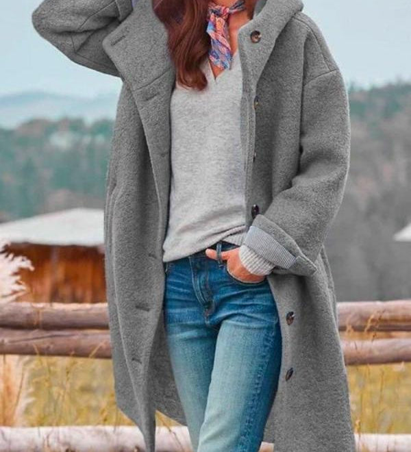 Emília: Dlhý a elegantný zimný kabát