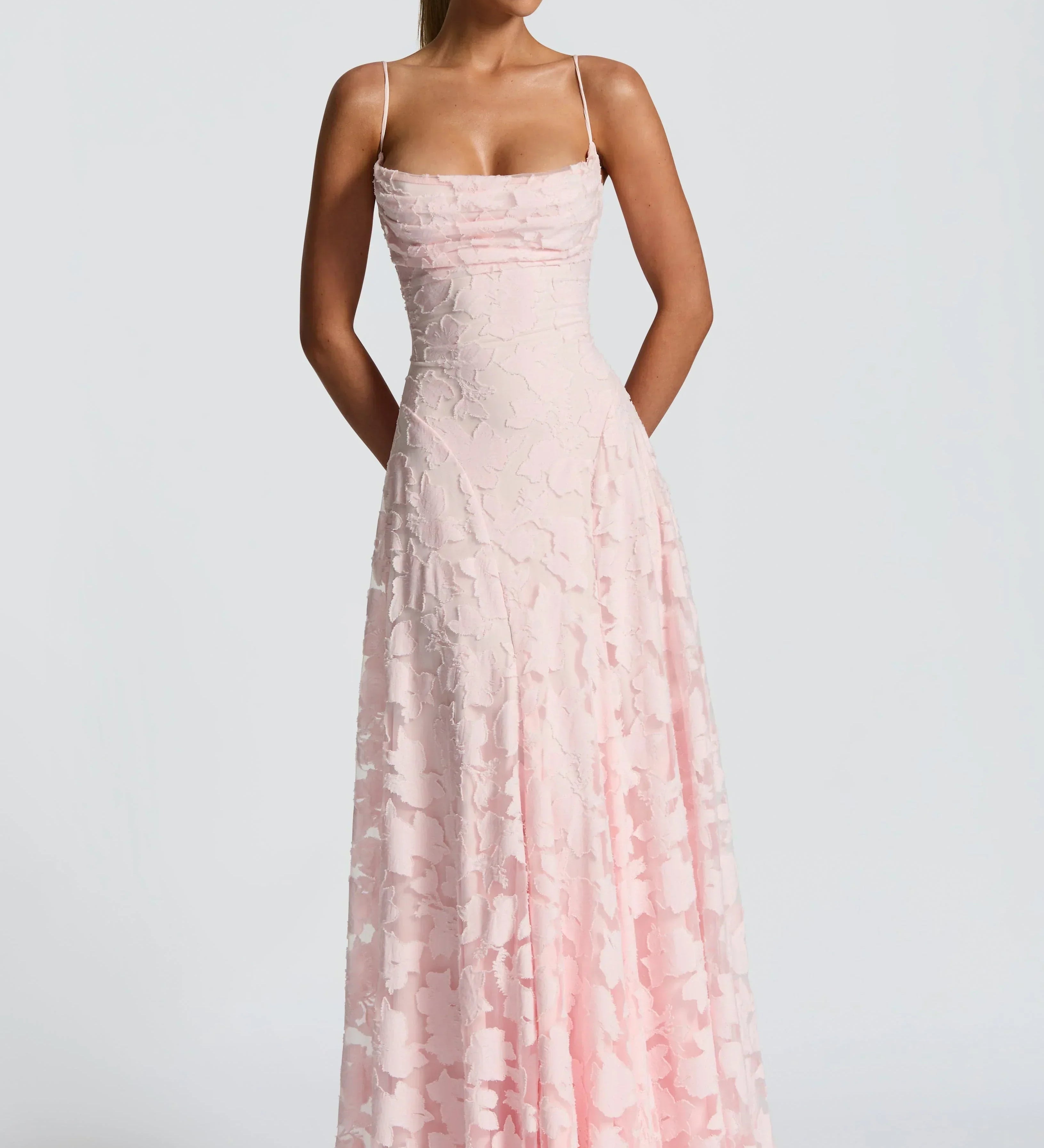 Zuzana Léon™ | Elegantné Maxi Šaty