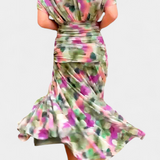 Alena - Dlhé šaty Aleny s kvetinovou potlačou a výstrihom do V